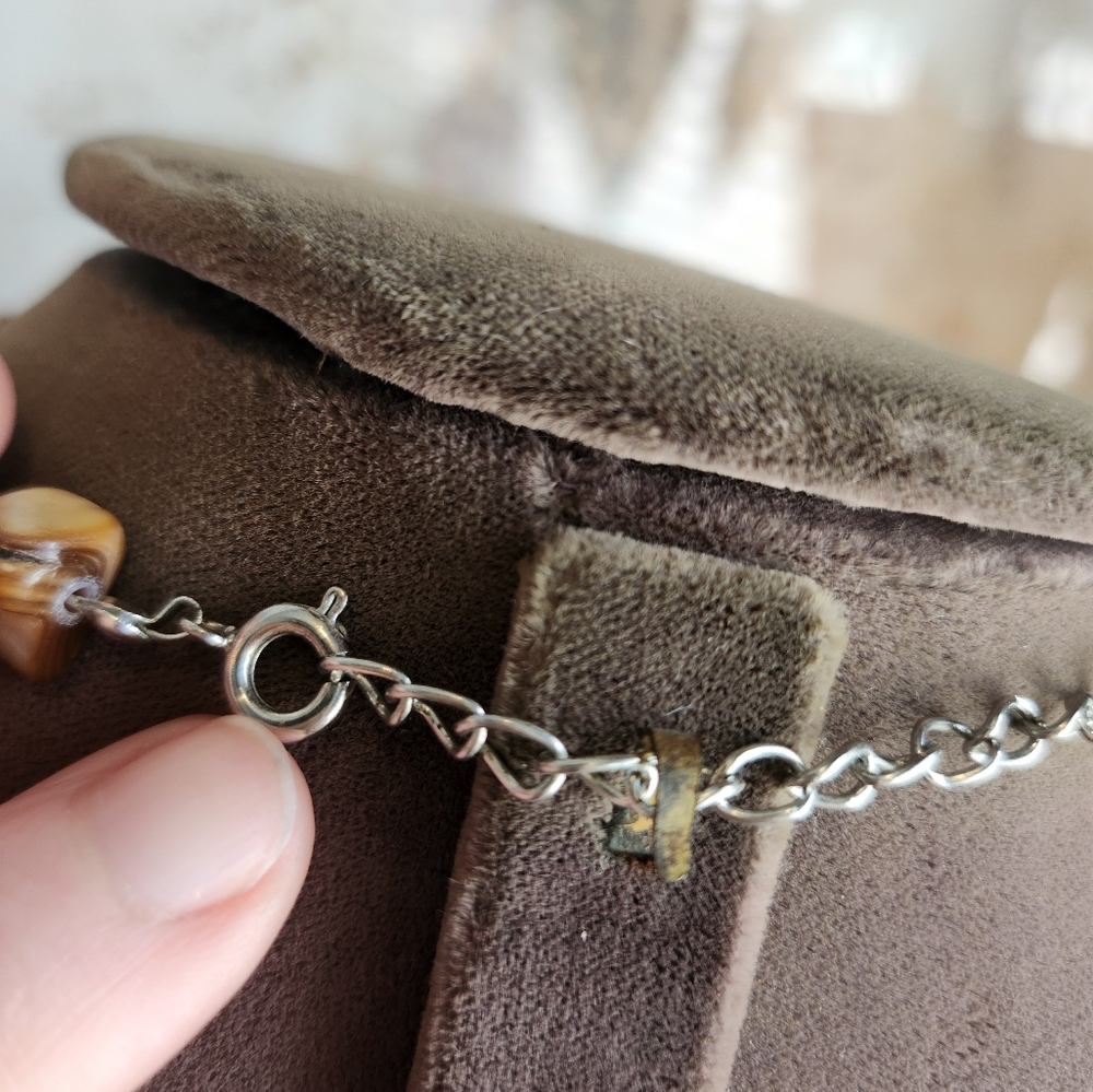 Gold And Brown Shell Leaf Statement Necklace With… - image 6